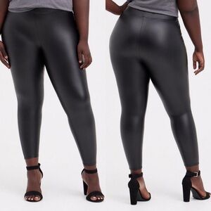 Torrid NEW Black Faux Leather High Rise Pull On Ankle Leggings Sz 1X